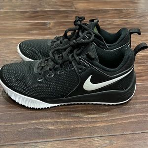 Nike Zoom HyperAce 2
Women's Volleyball Shoe